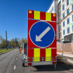 DLIMZI PRO T-750 – Smart Traffic Sign Trailer-1